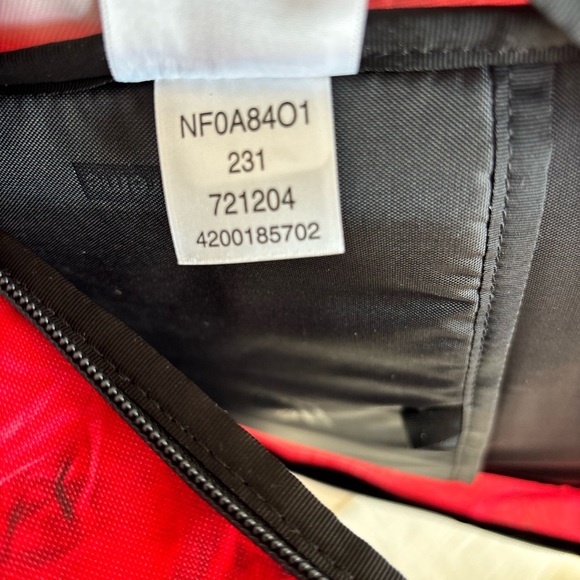 Supreme x North Face Red Borealis Backpack - Picture 8 of 9